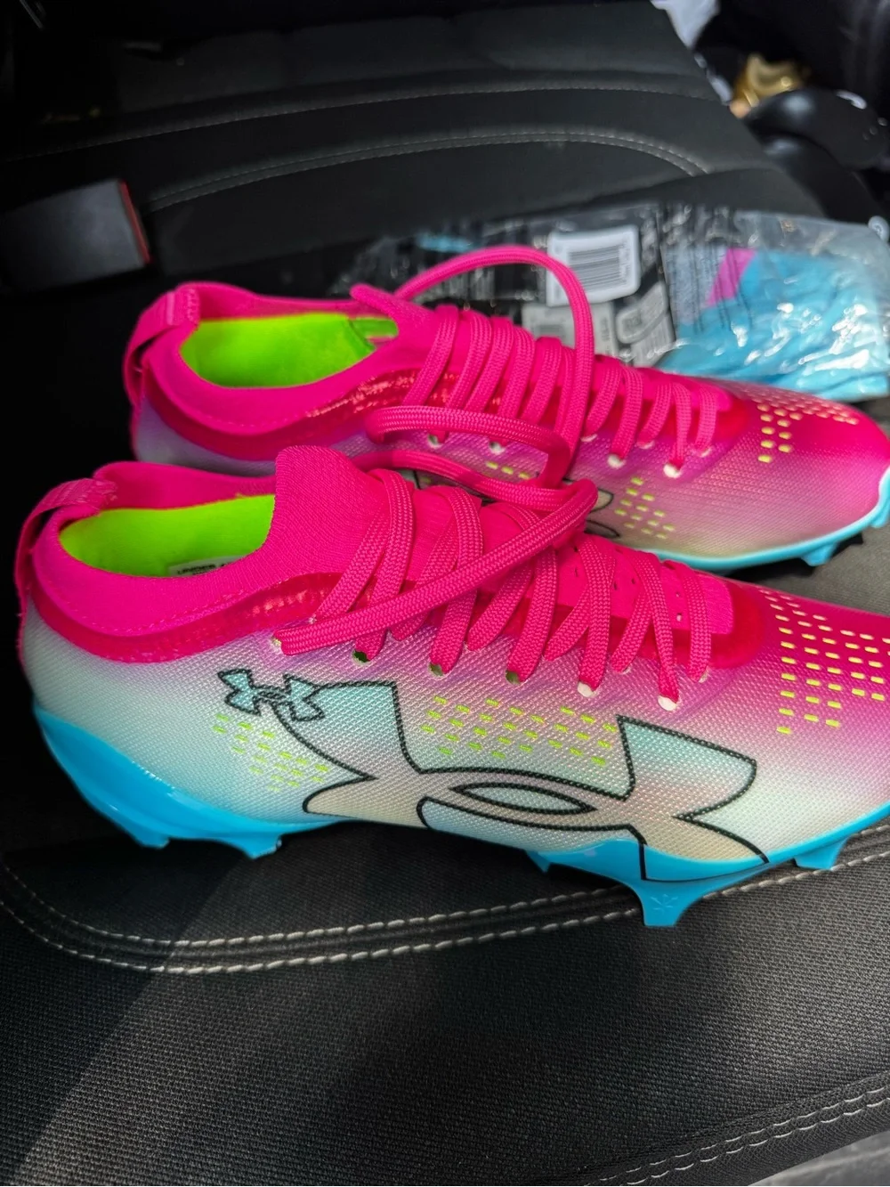 Brand New w/o tags Under Armour Blur Pro Football Soccer Lacrosse Cleats Sz 6.5